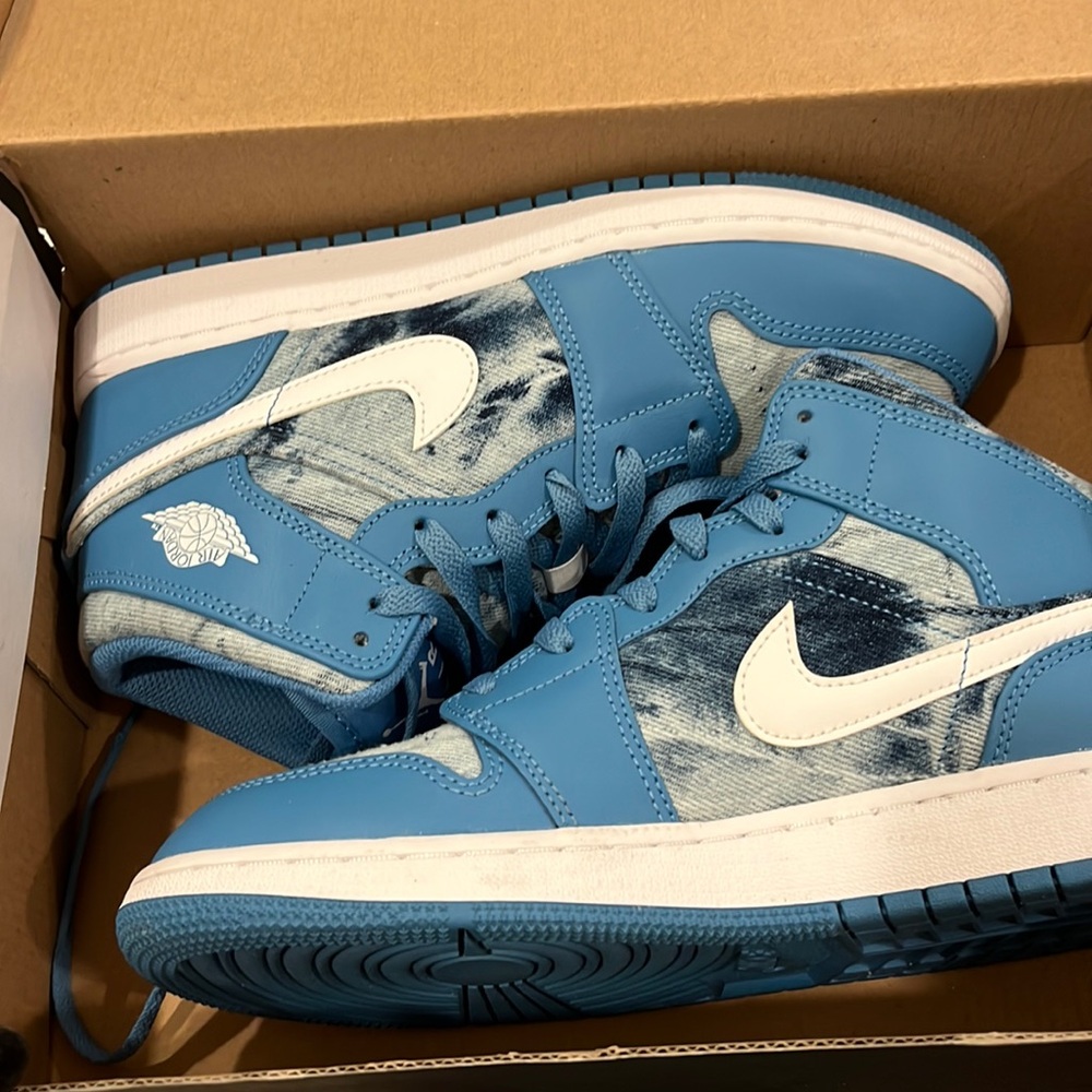 Jordan 1 washed denim 6.5y